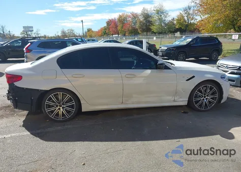 2018 BMW M5 z USA, uszkodzony, nr VIN WBSJF0C51JG577485